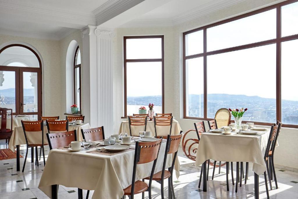 The Hilltop Skyline Hotel Τυφλίδα Εξωτερικό φωτογραφία