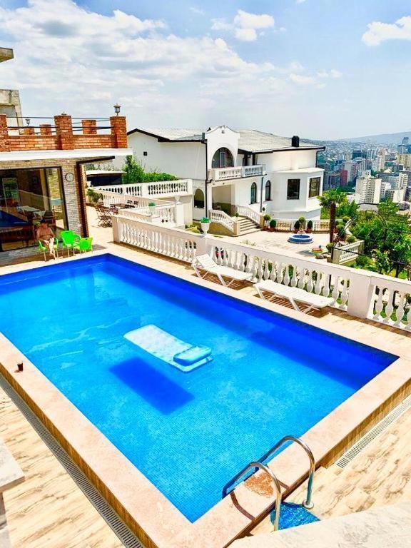 The Hilltop Skyline Hotel Τυφλίδα Εξωτερικό φωτογραφία