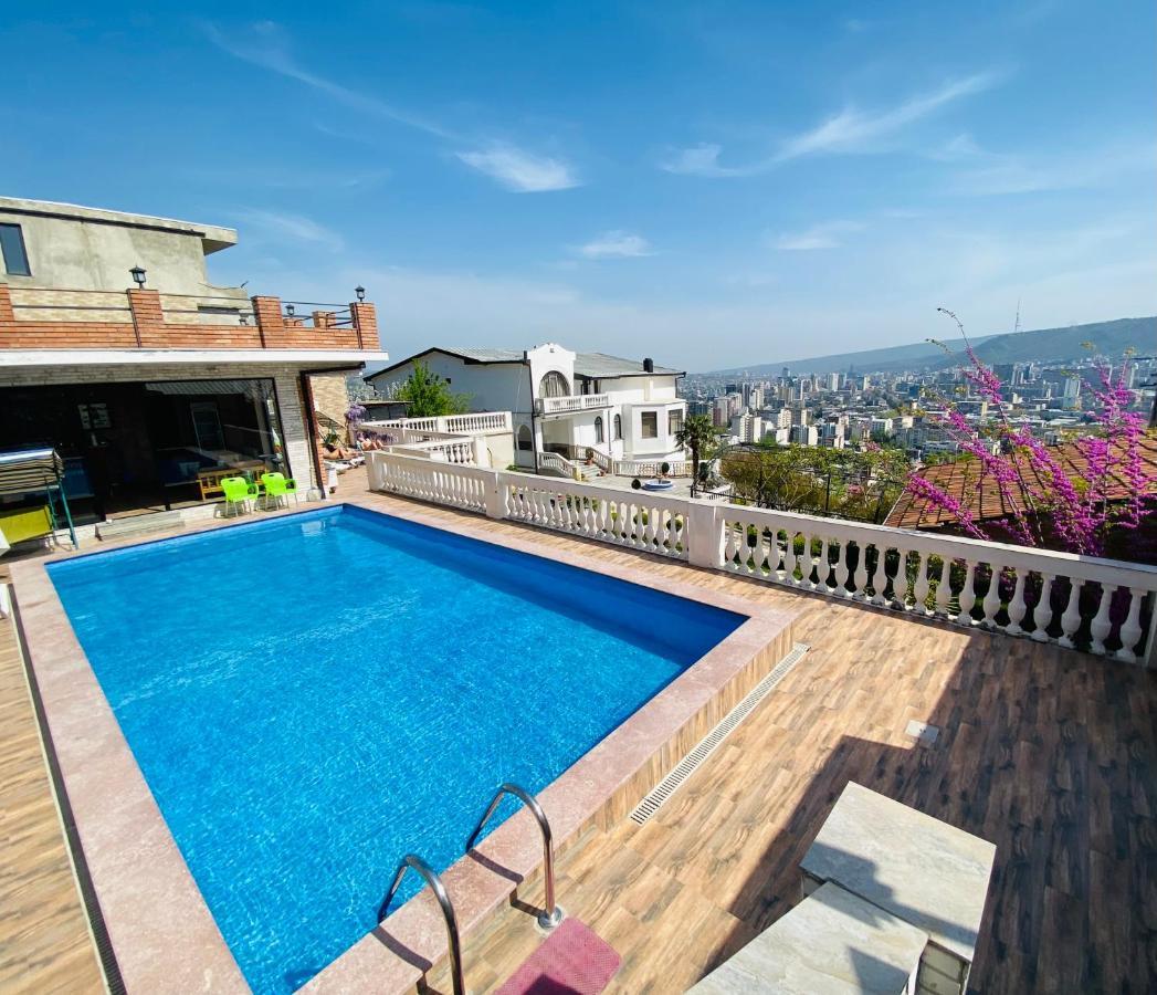 The Hilltop Skyline Hotel Τυφλίδα Εξωτερικό φωτογραφία