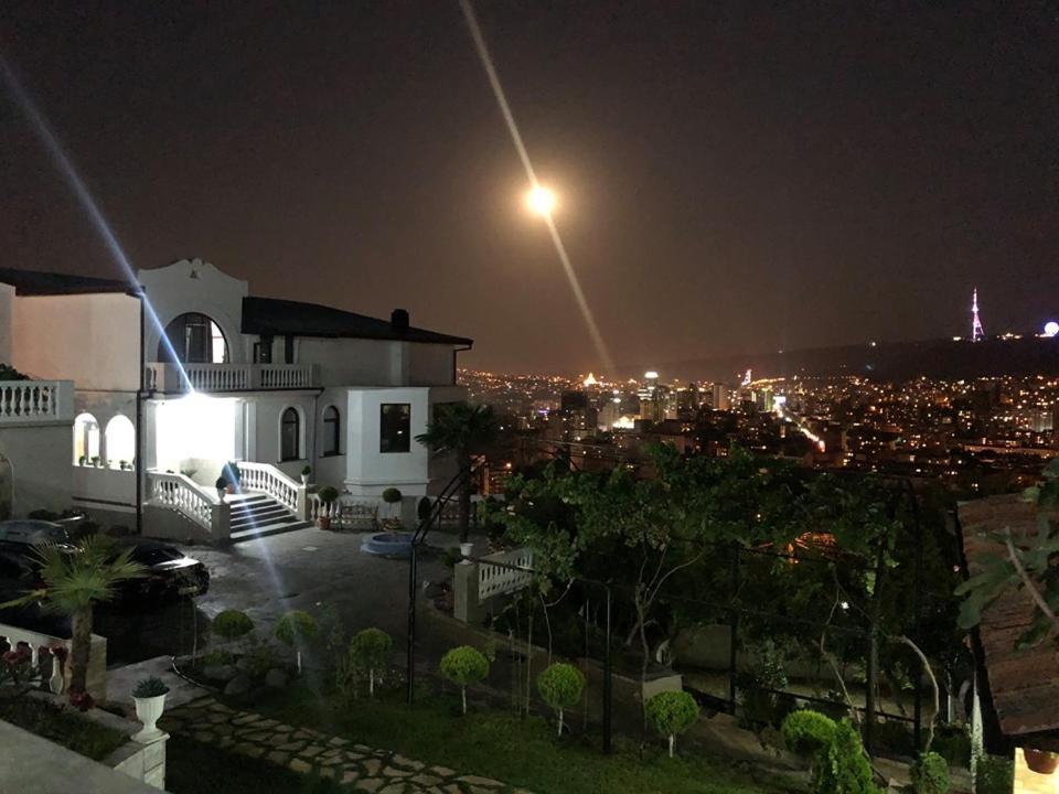 The Hilltop Skyline Hotel Τυφλίδα Εξωτερικό φωτογραφία